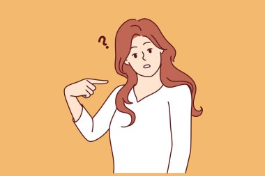 Utangaç kadın kendini işaret ediyor ve garip bir soru duyduktan sonra ekranda şaşkın şaşkın bakıyor. Utangaç kız yanlış ifade ya da ona yöneltilen suçlamalar yüzünden kendini garip hissediyor.