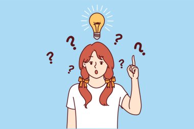 Kafasının üstünde ampul olan küçük kız 