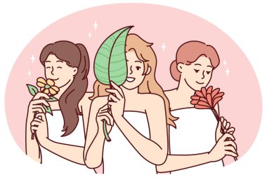 Beyaz havlulara sarılı mutlu kadınlar keyifli bir spa tedavisinden sonra gülümsüyor ve doğal bitkileri tutuyor. Pozitif kızlar iyi bir duş kozmetiği kullandıktan sonra çiçek kokusundan hoşlanırlar. Düz vektör illüstrasyonu