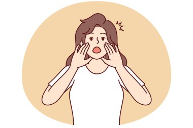 Kadın yüksek sesle bağırıyor, ağzı açık ve başkalarına önemli haberler vermek için el ele tutuşuyor. Korkmuş kız megafon yerine avuç içiyle yardım istemeye çalışıyor. Düz vektör tasarımı