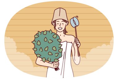 Kız saunada duruyor. Ağaç dallarından yapılmış besom ve kepçeyle SPA prosedürleri sırasında buhar miktarını ayarlıyor. Havlu ve şapka giymiş bir kadın Finlandiya saunasına ya da kaplıcaya gidiyor.