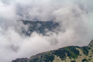 Dağların güzel manzarası