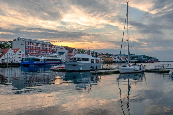 Stavanger Norvège Août 2022 Vue Vagen Zone Portuaire Ville Coucher — Photo