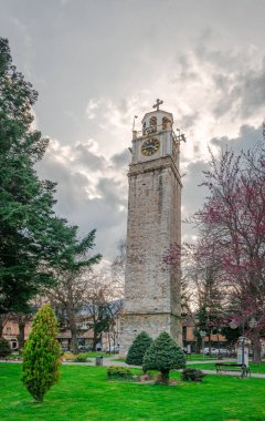 Bitola Saat Kulesi (diğer adıyla Saat Kula), Kuzey Makedonya 'daki Bitola kentinin bir ortaçağ simgesi..