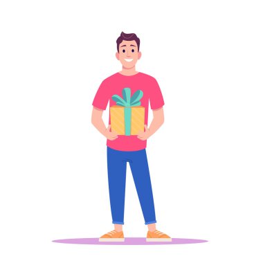 Kırmızı tişörtlü ve spor ayakkabılı genç adam ayakta, gülümseyen ve hediyesini tutan ya da elinde bulunan. Modern çizgi film vektör çizimi.