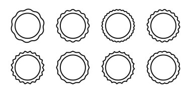 Çember mühür simgeleri. Klasik dalgalı kenar çember çıkartması. Yıldız patlaması şekilli etiketler. Boş satış etiketi. Basit çizgi şeklinde balmumu mühür. Vektör illüstrasyonları beyaz arkaplanda izole edildi.