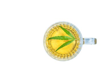 Marihuana bitkisel bitki çayı. 