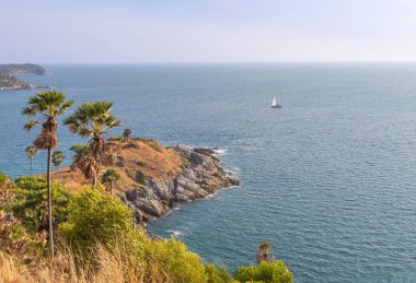Laem phrom 'un manzara manzarası. Pelerin. Gün batımını izlemek için en iyi yer..