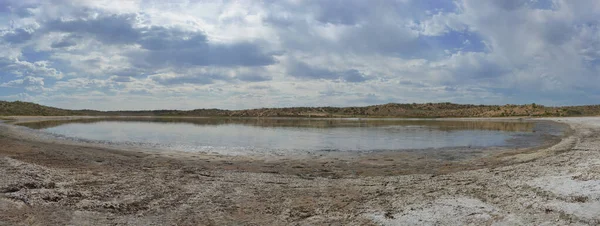 安娜湖的全景拍摄 一个盐湖 哈萨克斯坦 巴尔喀什湖夏天 — 图库照片