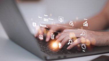 SEO. Arama Motoru Optimizasyonu. Dijital online pazarlama andinetrmet teknoloji kavramı. 