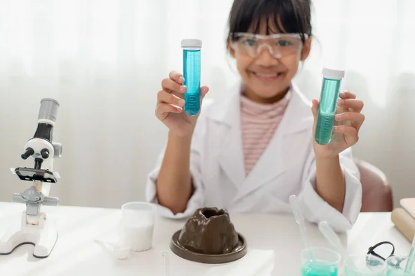 Education Science Chemistry Children Concept Kids Students Test Tube Making — Stock Photo, Image