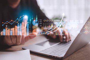 İş ve Finans Konsepti Veri Analizi. Kâr analitiği, çevrimiçi pazarlama araştırması ve dijital iş stratejisi için bilgi raporunun gelecekteki bilgisayar teknolojisini gösteren grafik arayüzü.