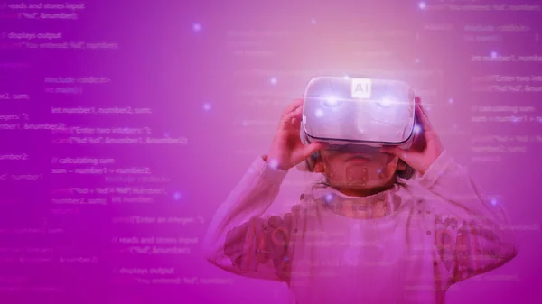 Маленька Дівчинка Окулярах Віртуальної Реальності Вивчає Цифрові Голограми Штучним Інтелектом — стокове фото