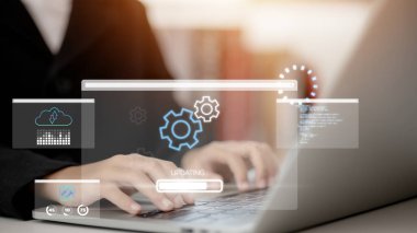 Yazılım güncellemeleri veya işletim sistemi güncellemeleri de dahil olmak üzere güncellemelerin kurulum süreci, cihazınızın yeni sürümlerde gelişmiş işlevsellik ve gelişmiş güvenlik seviyesinde kalmasını sağlar