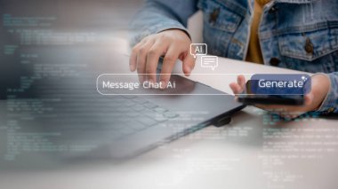 Kullanıcı, laptop ve akıllı telefondaki yapay zeka sohbet arayüzü ile etkileşim halinde, komut neslini, doğal dil işlemesini, sohbet robotu iletişimini ve üretici yapay zeka teknolojisini sembolize ediyor.
