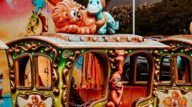 Hayvan Karakterli Klasik Karnaval Treni Tuhaf Fuar Çekimi