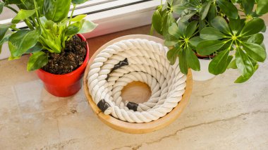 Yuvarlak Tepside Sarılı Minimalist Pamuk Halat - Zanaat, Yelkencilik ve Bushcraft Konsepti