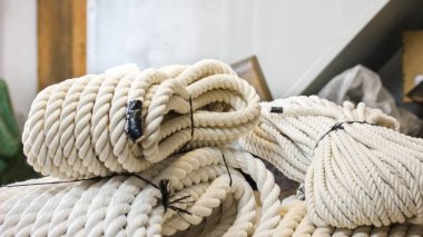 İnşaat, Kamp, Yelkencilik ve DIY Projeleri İçin Yüksek Kaliteli Sarılmış Pamuk İpler