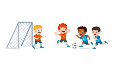 Çocuklar arkadaşlarıyla futbol oynarlar.
