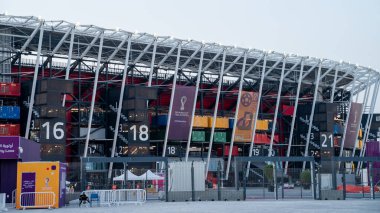 Doha, Qatar- 10.2022: Stadium 974, Katar 'ın başkenti Abu Aboud' da yer alan bir futbol stadyumu. 30 Kasım 2021 'de açıldı, 974 geri dönüşümlü konteynırdan yapılan geçici bir mekan..