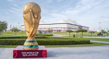 Doha, Katar - 11 Kasım 2022: El-Bayt Stadyumu, Katar 'ın El-Khor kentinde bulunan bir futbol stadyumudur.