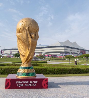 Doha, Katar - 11 Kasım 2022: El-Bayt Stadyumu, Katar 'ın El-Khor kentinde bulunan bir futbol stadyumudur.