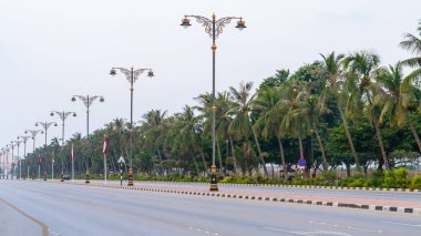 Salalah, Oman- November 11,2023- beautiful roads of salalah filled with Naturistic scenes.