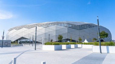 Doha, Katar - 12 Aralık 2023: Katar Eğitim Şehir Stadyumu Doha şehrinin kalbinde