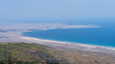 Mirbat, salalah, alamet... 12 Aralık 2023: View of Mirbat, Zufar Valiliği 'nin bir kıyı kentidir.