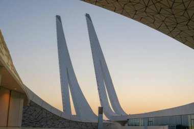 Doha, Katar - 15 Aralık 2022 - Doha Katar 'daki Katar Vakfı Eğitim Şehri Camii