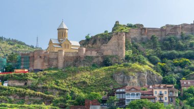 Tiflis, Gürcistan - 6 Haziran 2024: Narikala Kalesi: Tiflis 'in en iyi manzarası