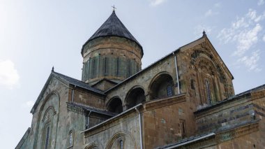 Tiflis, Gürcistan-Haziran 06.2024: Tiflis, Mtskheta, Gürcistan yakınlarındaki Svetitskhoveli Katedrali