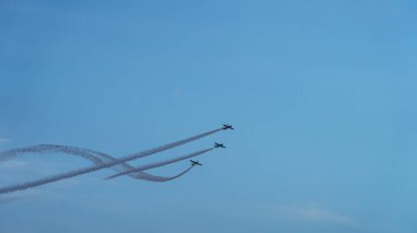 doha, qatar-Haziran 05.2025: Katar 'ın Doha kentinde hava gösterisi. Katar 2025 bayramı boyunca .