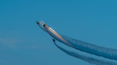 doha, qatar-Haziran 05.2025: Katar 'ın Doha kentinde hava gösterisi. Katar 2025 bayramı boyunca .