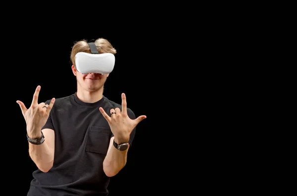 Portrait Young Man Virtual Reality Glasses Young Man Using White — Foto Stock