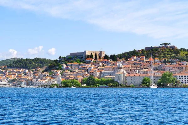 Sibenik Horvátország Unesco Város Sibenik Építészet Tengerpart Dalmácia Horvátország Színes — Stock Fotó