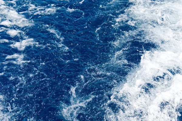 Agua Mar Azul Abstracta Con Olas Blancas Textura Mar Azul —  Fotos de Stock