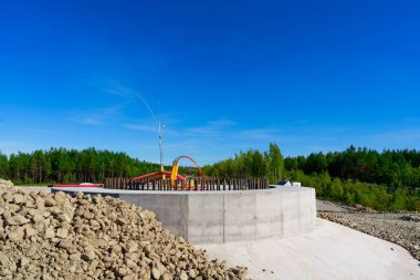 Beton Rüzgar Türbini İnşaatı: Rüzgâr Elektrikli Türbin Parkı Geliştirme - Düşük CO2 Energetika