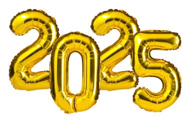 Yeni yıl 2025 kutlaması. Altın folyo renkli balonlar. 2025 balon. İzole edilmiş beyaz arka plan. Parti, tebrik kartı, reklamcılık, yıldönümü..