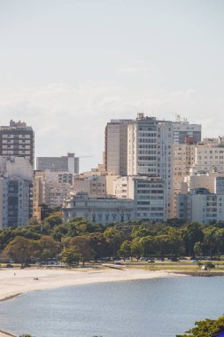 Rio de Janeiro Brezilya 'daki Botafogo Koyu manzarası.