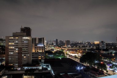Brezilya, Sao Paulo 'daki Belenzinho mahallesinde alacakaranlık manzarası.
