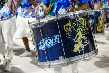 Rio de Janeiro, Brezilya 'daki Sereno Grande Samba Okulu' nda davullar - 20 Ocak 2024: Sereno de Campo Grande samba okulunda davulların teknik provalarının ayrıntıları.