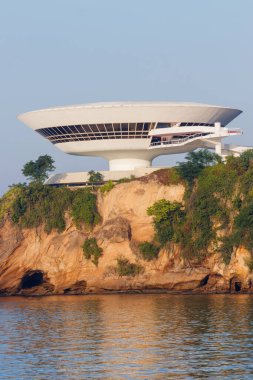 Brezilya, Rio de Janeiro 'da bulunan MAC Çağdaş Sanat Müzesi - 4 Mayıs 2024: Niteroi Çağdaş Sanat Müzesi, bilinen adıyla Mac.