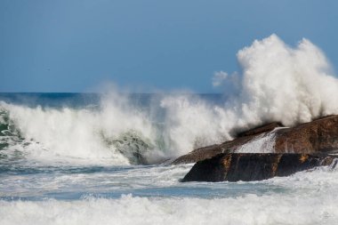 Rio de Janeiro, Brezilya 'da Leblon sahilinde akşamdan kalmayım..