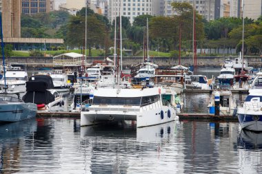 Glory Marina in Rio de Janeiro, Brazil - September 6, 2024: Boats docked at Glory Marina in Rio de Janeiro. clipart