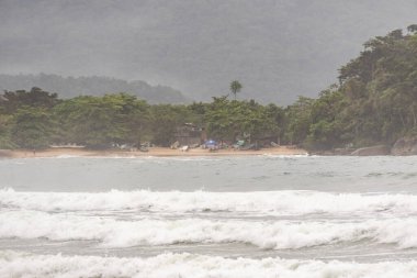 Trindade 'deki Cachadaco Plajı, Rio de Janeiro' daki Paraty, Brezilya.