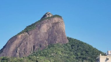 Rio de Janeiro, Brezilya 'daki Two Hill Brother manzarası.