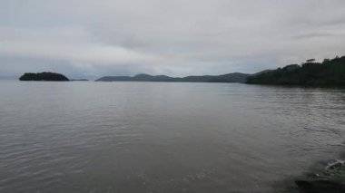 Rio de Janeiro, Brezilya 'daki Paraty' de Jabaquara Plajı.