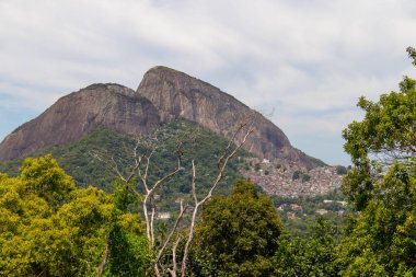 Brezilya Rio de Janeiro 'daki Gavea mahallesinden iki kardeş Hill görüldü..