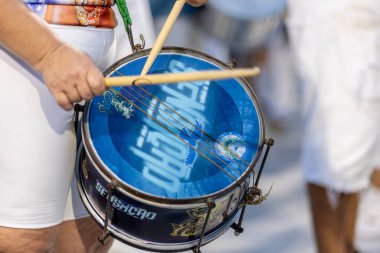 Samba okulu Brezilya 'nın Rio de Janeiro kentindeki Engenho de Dentro' da başlar - 9 Şubat 2025: Samba okulu Sambadrome 'daki geçit töreni sırasında Engenho de Dentro' da başlar